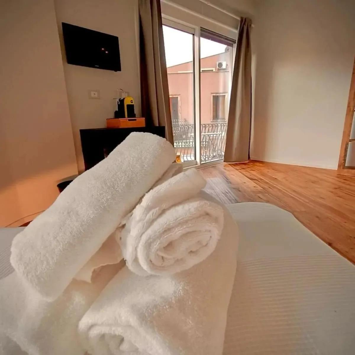 Taormina Boutique Rooms Esterno foto